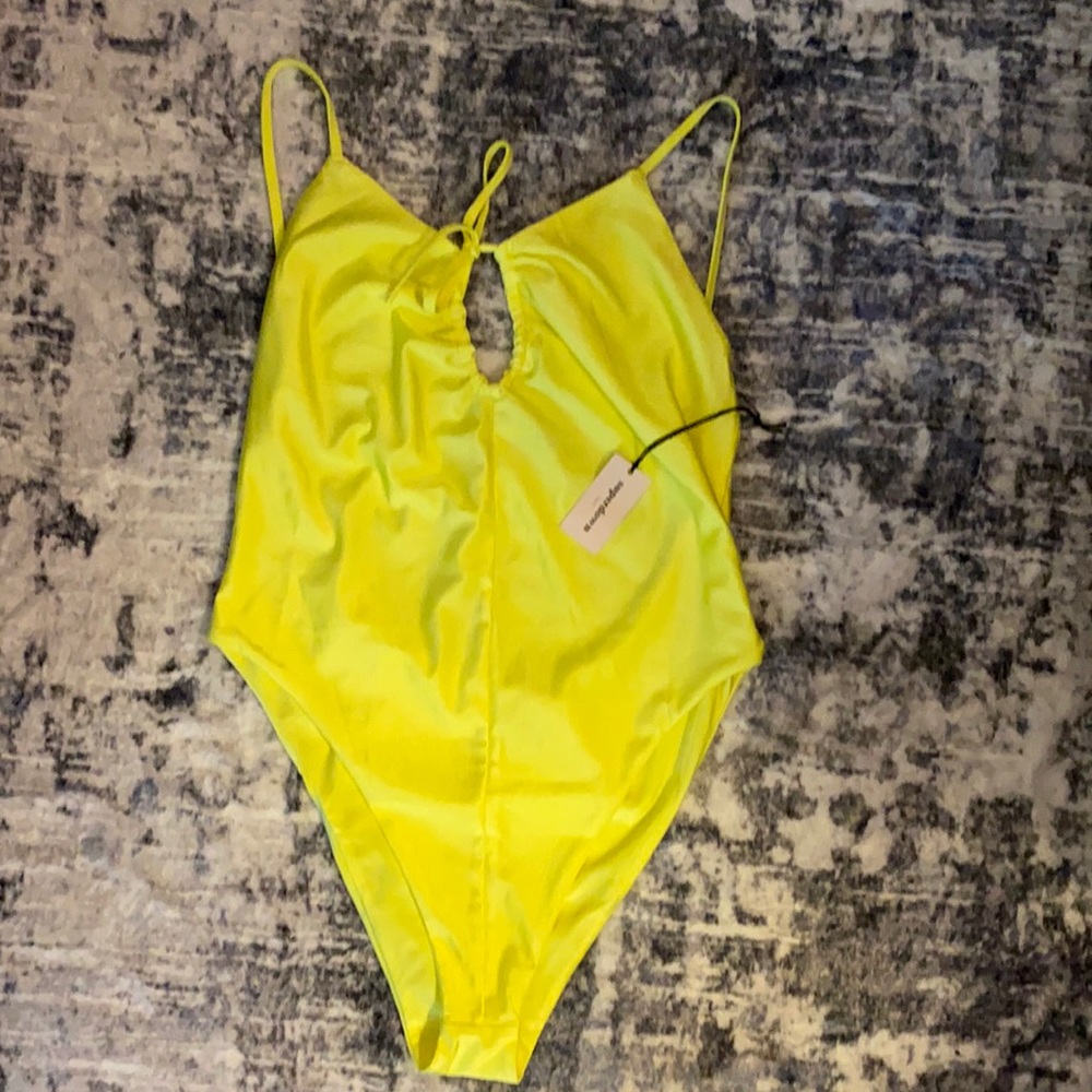 Pretty yellow keyhole one piece